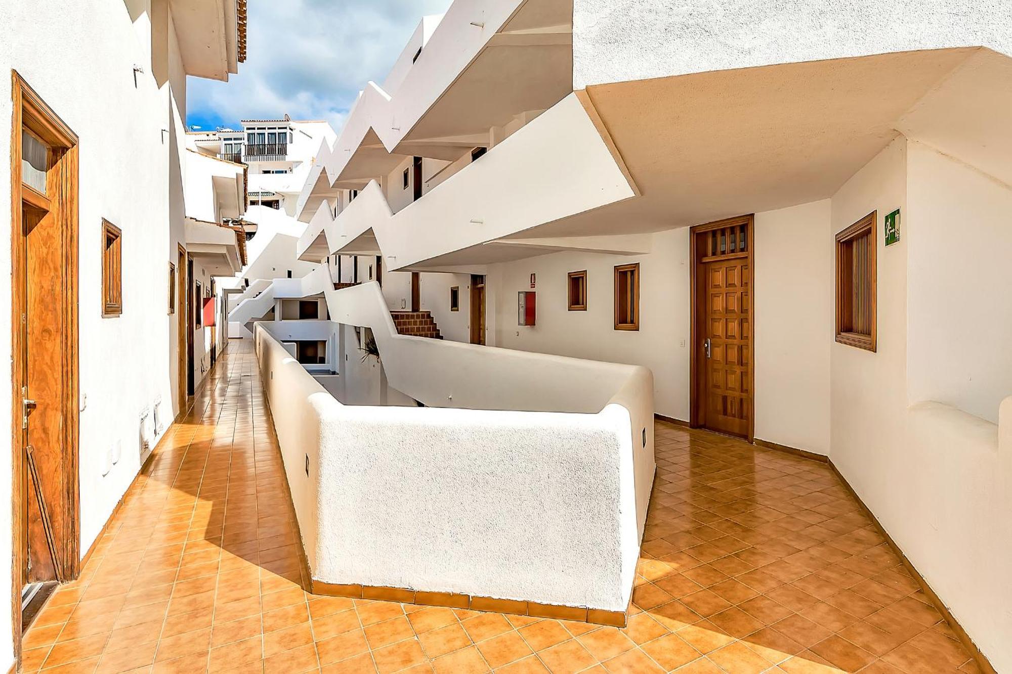 Ocean View Apartments In Park Royal I Costa Adeje Dış mekan fotoğraf